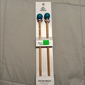 Big twist knitting needles US 10.5 9”
